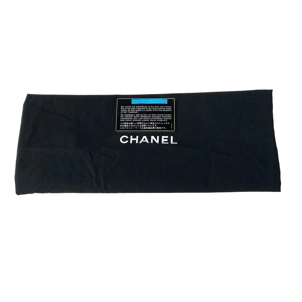 CHANEL single flap
